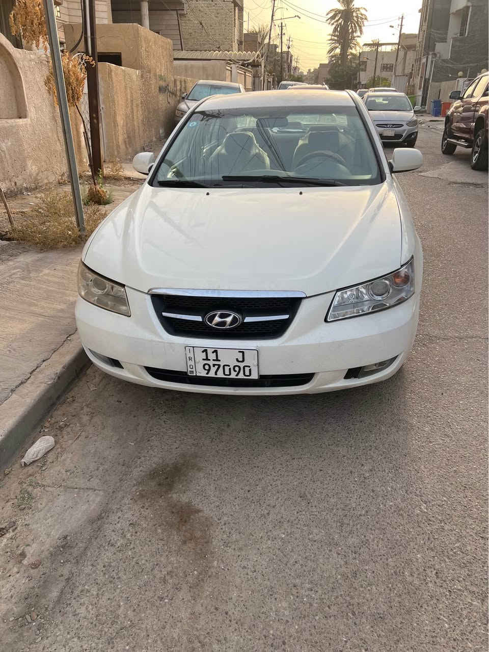 سوناتا مقدس للبيع موديل 2007 خليجي 
رقم بغداد سنوية جديدة
صبغ بيها احزام جمالية بيها طخات بسيطة
تبريد تدفئة شاشة وكامرة 
كير مكفول ومحرك نص عمر 
عنواني بغداد الكرخ
السعر 85$ بيها مجال 
لاستفسار الاتصال على الرقم / *********** بغداد, العراق
