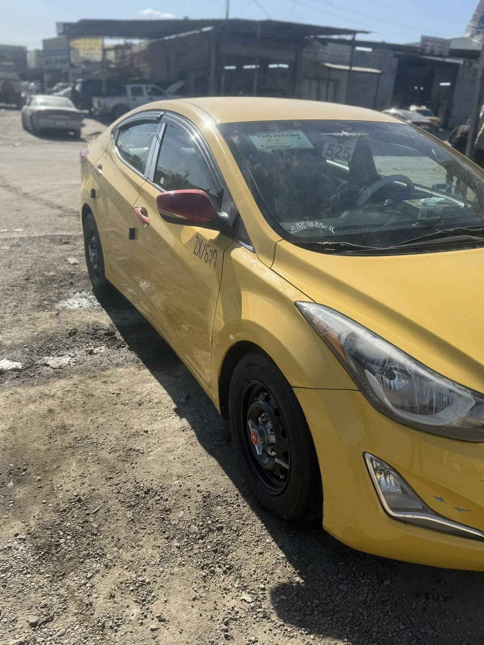 سلام عليكم النترا موديل 15 سيارة مكينة وكير وحدادا صدر جديد سياره حادثها جاملغ بنيد مع دوشمه  حلوه مع تخم تابر نظيف السعر 103$بيه مجال رقم الهاتف ***********￼
