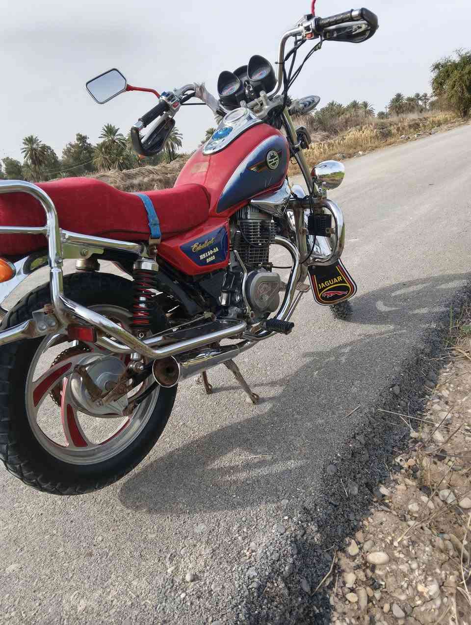 السلام عليكم دراجه للبيع موديل 20 اوراق وصولي كفاله عامه ما نقصها برقي مكان الشطر***********
