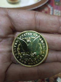 طقم ذهبي • ٢٨ قطعة • ٥ قطع فضية