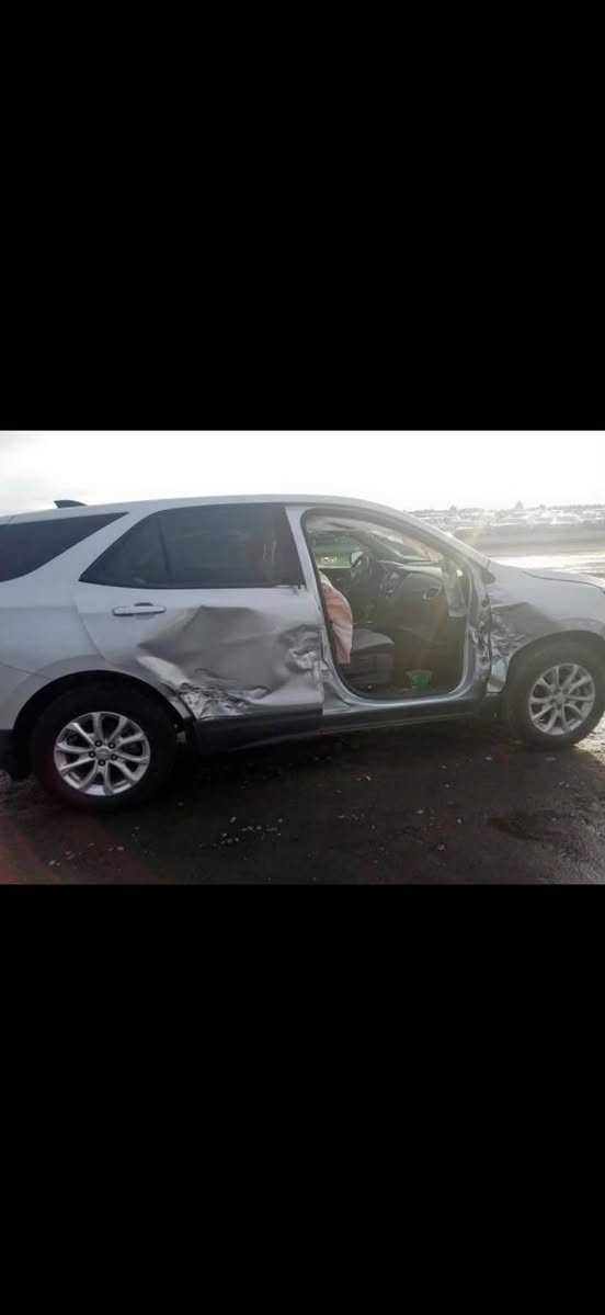 كوينكس 2019 سلفريه 
رقم بصرة دولي تحويل ثاني يوم 
حادثة جانبي مثل ما موضح بالصور 
مبدل بابين والجاملغ راجع ع البارد
وحادث بالعراق سطحي تبدل البنيد فقط
فور ويل
شاشه كار بلي 
كرسي السائق كهرباء 
مانع انزلاق 
بصمة اربع ابواب 
حاساسات تايرات 
ماشية 102 الف كم 
تدفئة تبريد 
سيارة استعمال شخصي ونظيفة وجاهزة من كلشي 
السعر 135 قابل للتفاوض
تواصل ***********
مكاني بصرة شط العرب

