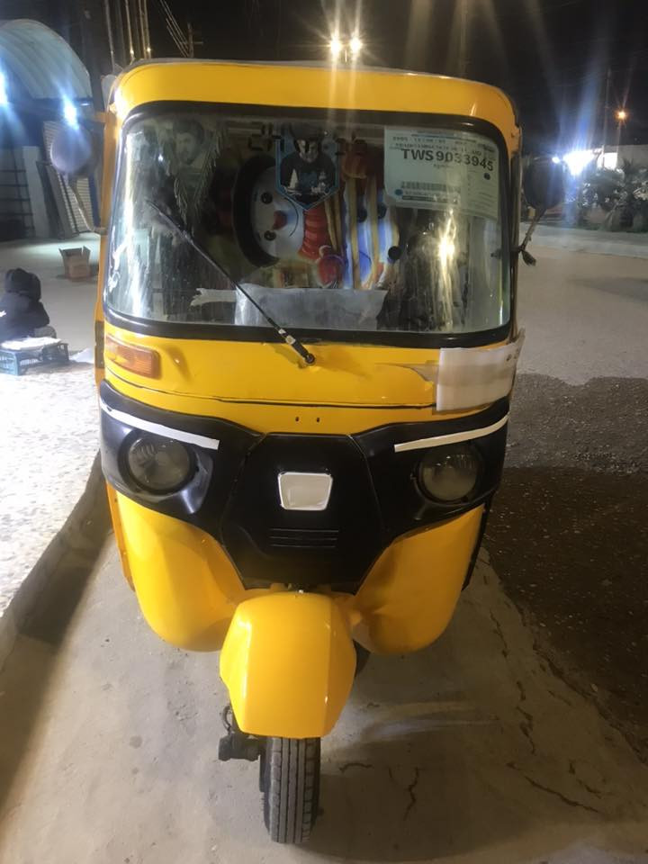 سلام عليكم تكتك 🛺 19
مصبوغه صبغ جماليه فقط
لا بيه ضربه نصبتها حلوه ناعمه
تجي وتشوف 5200 وبيه مجال 
ال مو شراي لا يخابر رجان ***********
