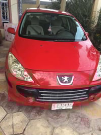 بيجو فرنسي 307 رقم كربلاء موديل ٢٠٠٦ سياره نظيفه ومكفوله باسمي تحويل م...