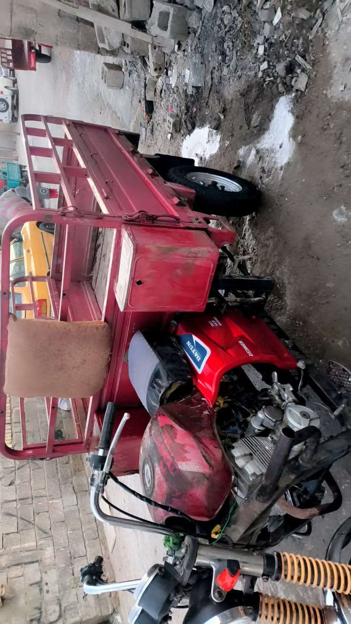 سلام عليكم من رخصة الادمن المحترم ستوته دايوان موديل 15 ستوته غراض كله جديد كل نقص  كبل للشارع مال ناس فقره تريد تعيش ستوته بدون اوراق اتكفلك سرقة وعشائر واسويلك مكاتبه تاخذها من باب بيتي كامل كلها شغاله مكاني مدائن فلكه سلمان سعرها مناسب جداً 550 وهاذه رقمي ***********
