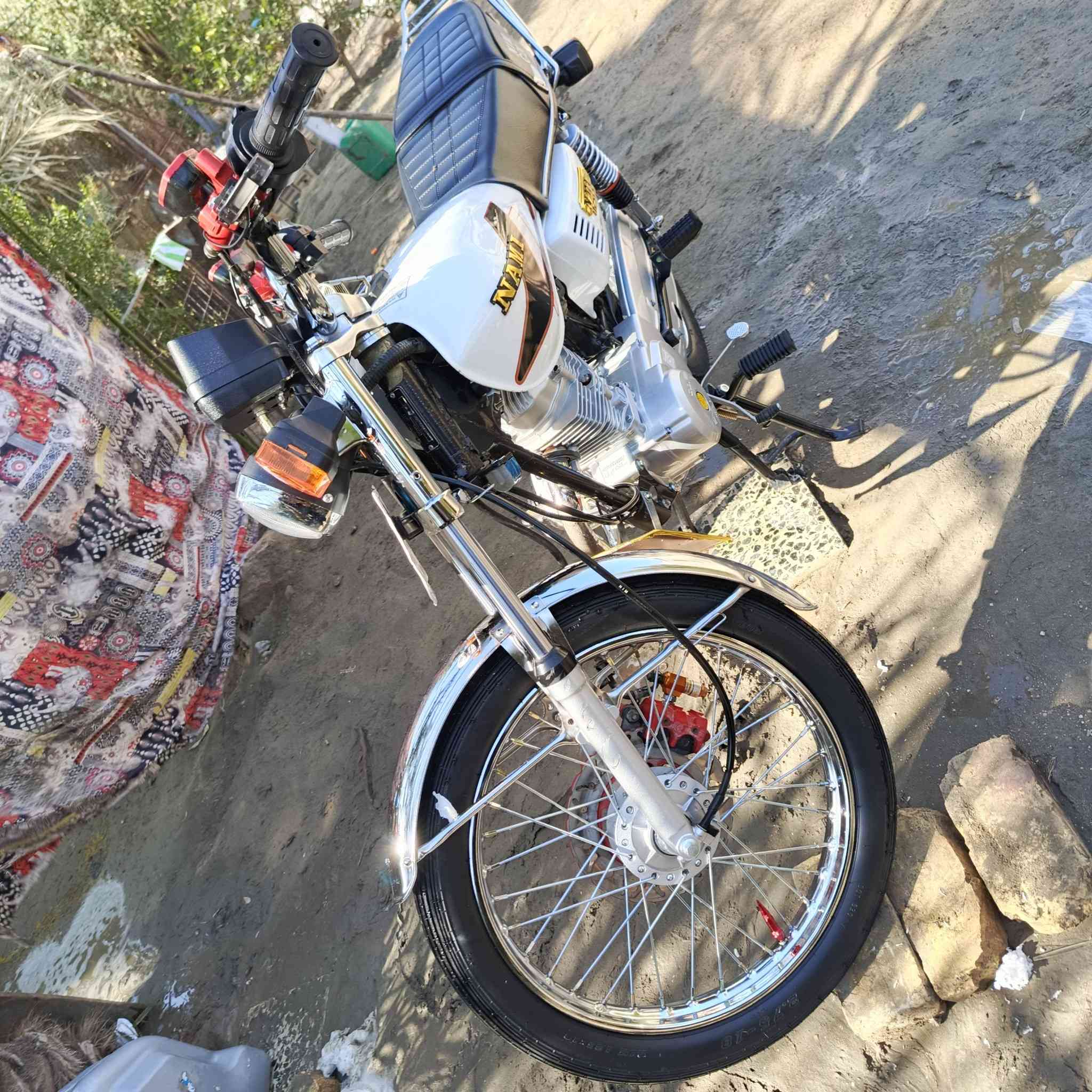 4كير البيع شهر او 20يوم طالعه من الوكيل دراجه نضيفه بمعنا الكلمه رقم نجف سنوه يعني برغي ماعايزه تجي تشغل وتتوكل  اتصال فقط ‏‏(‪***********‬‏) نجف الاشرف قضاء المشخاب
