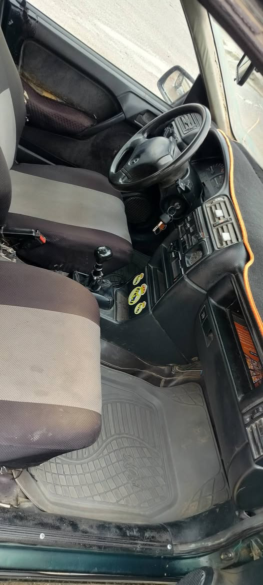 السلام عليكم اوبل فكترا للبيع حجم16
موديل 91 سنويه جديده  كابون بنزين بيها سياره جاهزه ضخم جديد شرط التحويل

السعر  (43) ***********
