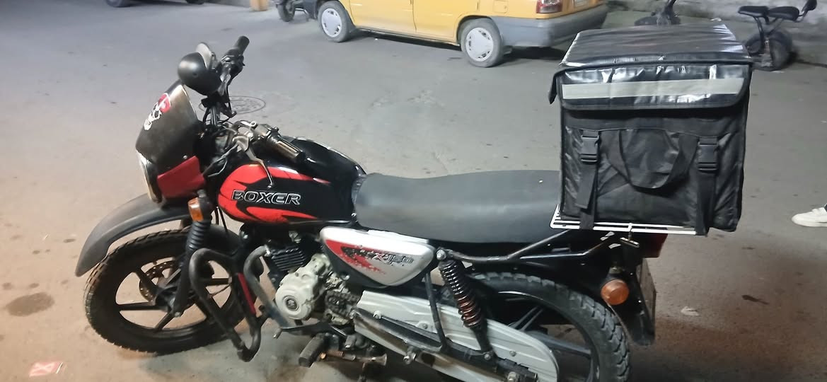 السلام عليكم درجه بوكسر ٢٢ رقم وسنويه سعر مليون و٧٠٠ وبيها مجال المكان الأعظمية 
***********
