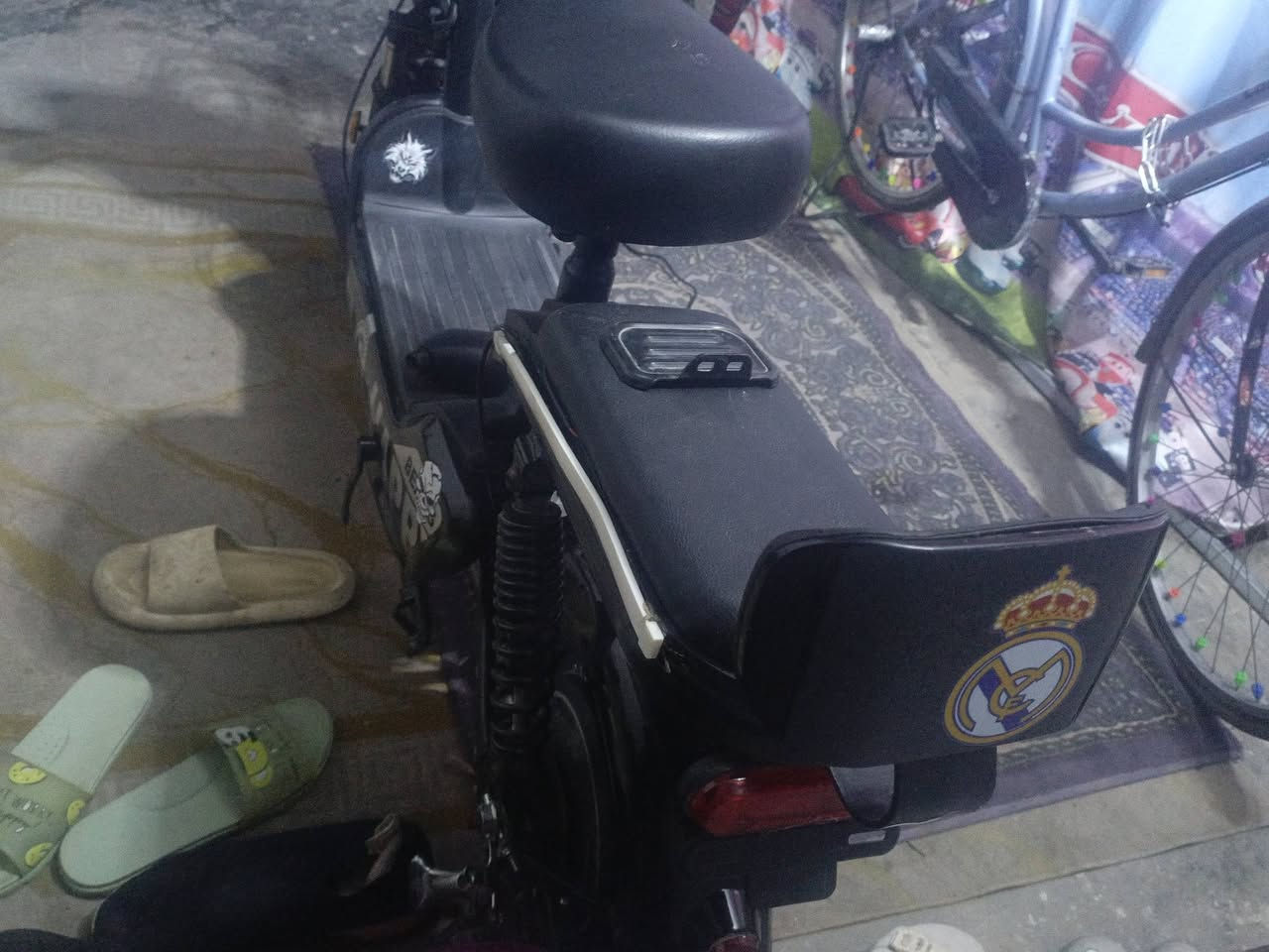 دراجه ب 500 شحنها اربع بطاريات شحنه اربع ساعات دراجه جديده بعدها ما مستعمله7817998849 رقم ابو ايوب دق عليه والسعر في مجال 500


**إذا كنت صاحب هذا الإعلان وتريد حذفه لأي سبب، رجاءا أرسل رسالة إلى الدعم الفني**