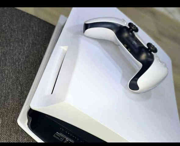 السلام عليكم
بلي 5 للبيع
محتوياته 2 جويستك مالت اجهاز
+ قرص GTA نسخة الـ5 📀
+ قرص بيس2023 نسخة 4  📀
+ قرص mortal kombat 1 نسخة الـ5 📀
اريده ب 750 الف 🛑
رقمي ***********] 📞
قفل لحد يكسر بسعره لان جديد 💯
واستعمال كلش قليل
ملاحظه : ما متوازي على بيعته 
لحد يكسر بسعره ويكول غالي واسف
الماكن: البصرة  المدينه بني منصور
