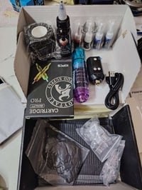 جهاز تاتو وجهاز بخار خلي سعر وبالعافيه سكرين وخاص للاستفسار ٠٧٧٠٦٠٤٦٧٤...