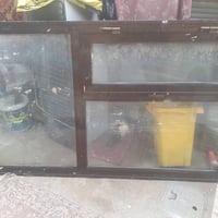 شباك المنيوم ارتفاع مترين عرظ متر ونص للبيع مكان غزاليه سعر ١٠٠ رقم ف ...