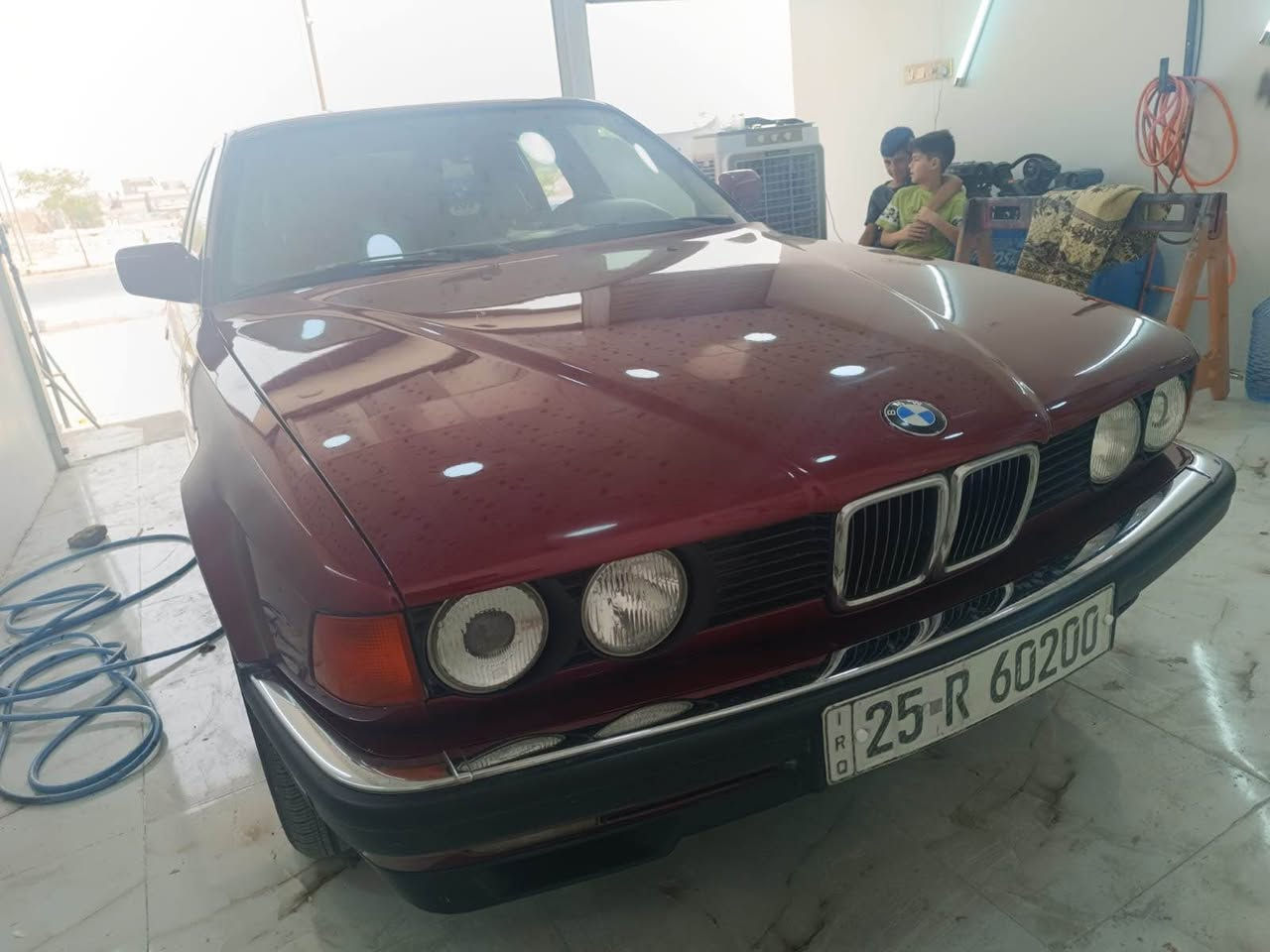 سلام عليكم 
بي ام 730 يعني الفخامه الالمانيه🇩🇪🇩🇪
مودل 1992 💣💣
سياره فول فول مواصفات🤭🤭
شكو ببالك مواصفات بيها💪🏻
السياره احلى من الصوره اهواي 🚙🚗
لون دم 🩸 الغزال
صبغ عام للجمالية بدون اي معجون🧼🧼
رقم كركوك كلشي جديد بيها🚿
بطاقه بنزين هم بيها 
للاستفسار اتصل على صاحب السياره 
اني مكلف بالنشر
*********** كركوك, العراق
