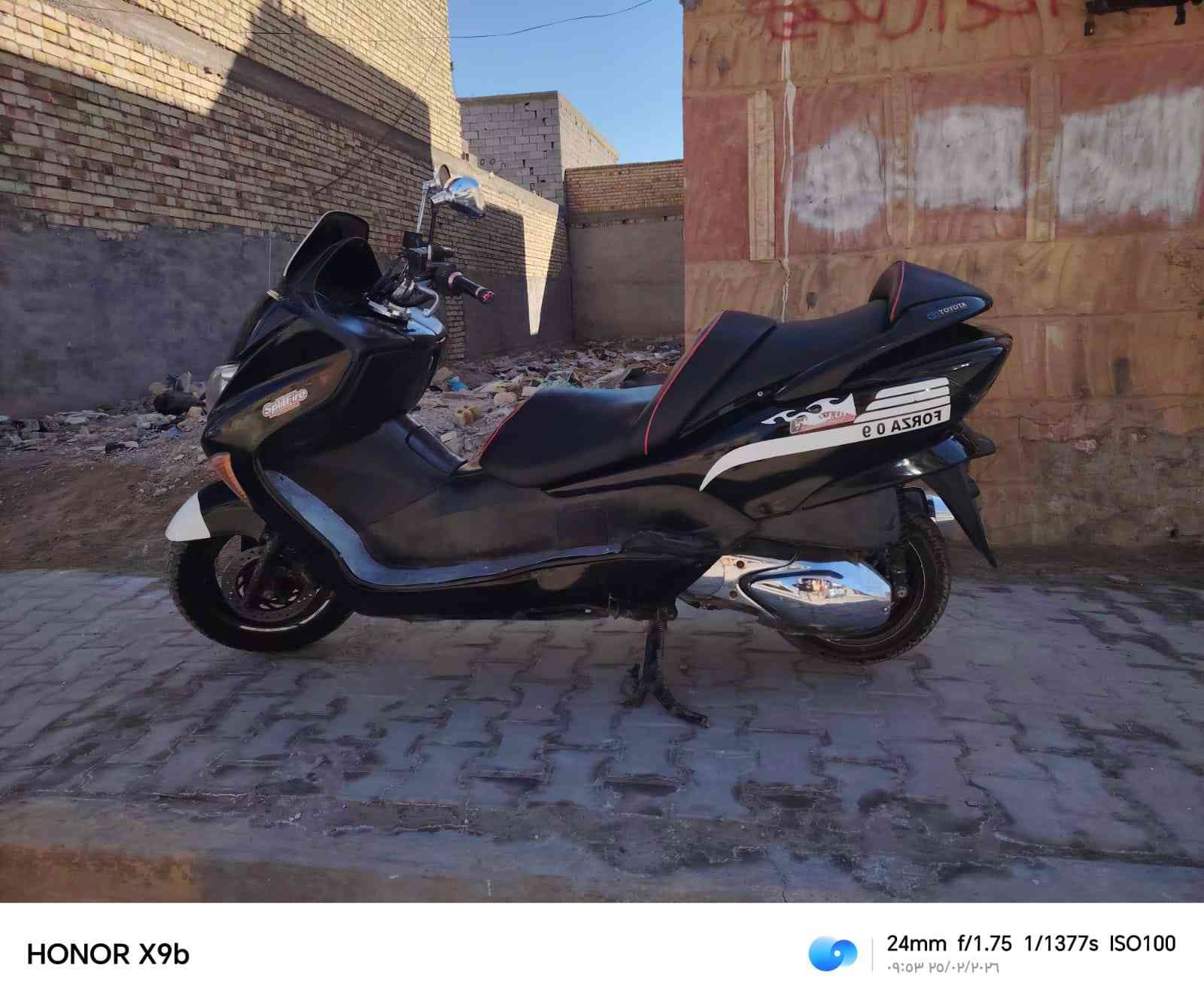 السلام عليكم  فؤرزه 8/0 دراجه عميه بلادي  مكينه كلجات جؤيتر فؤل شلعه ؤمعدل صارؤخ طستهه ناعمه دؤسات  نيكل قبق اكلجات نيكل كهربايات كيجات كلهه شغال  منضؤمه زنؤن  متغير مري، نيكل استاند حساس دراجه بدؤن اي نقص سعرهه 900 مكاني بغداد شراي اتصل علرقم ؤتدلل ***********
