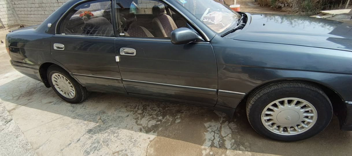 سلام عليكم  بطه من فصل  موديل 92  رقمه نجف  وبسمي سياره مكفوله كير ومحرك وحداديات ومن الكص تربريد شغال محرك 3000 فيفيتي س
ي تسعه  مكان ديوانيه  ***********
