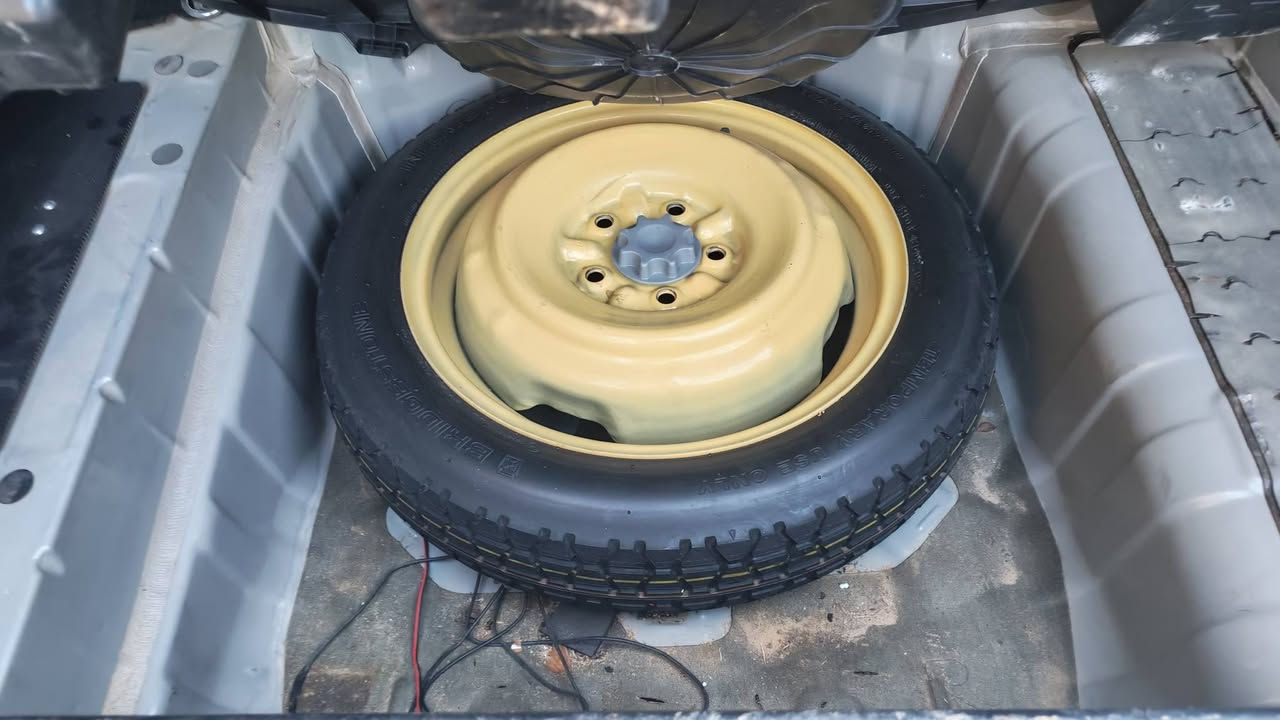 السلام عليكم ملكه للبيع دكمتين شاصي 71قرار 48 رقم بصره تبريد تدفئه حداديه ويل نجمه لايت ابو عيون كرستال اصل حساسات خلفي تحوير وسام المالكي فوك وجوه فقط دشبول امارات مكفوله من الصبغ  سنويه 2030
مكاني البصره القبله السعر130وبيه مجال قليل ***********
