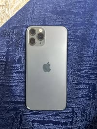 11برو ذ256 بطاريه 🔋80 تك سيم مبدل شاشة اصلية فقط موصل ايسر  الرقم 0776...