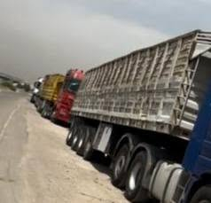 السلام عليكم عربانه حداديه طول١٢٫٦٠  مكفوله من الكسر والفطر والشك ٤دناكير كهربائيات هوه  جاهزه للشغل  سعر 115 مكانه بغداد الاستفسار***********
