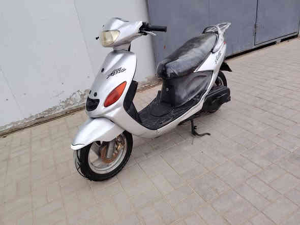 دراجه دولفين للبيع السعر ٣٥٠ وبيهه مجال الشراي يتصل عل الرقم *********** مكانهه السماوه كرهبايات شغاله سلف هندر مكينه ناعمه
