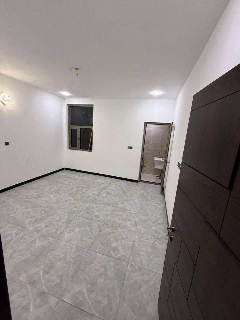 🏢 شقة (نظام مصعد)

✨ نظيفة زيرو

تتكون من:

• غرفتين نوم (إحداهما سويت) 🛏️

• مطبخ 🍳

• صالة فسيحة 🛋️

• خدمات صحية ⚜️

📍 الموقع: السيدية – مربع الاقتصاديين

💰 الإيجار: 750 ألف دينار

🛡️ إذا لم تناسبك هذه الشقة، لدينا خيارات متعددة تشمل منازل وأراضٍ تناسب 

جميع الأذواق.

_______________________________________

للأستفسار 

او الأستفسار ع الارقام ادناه 📞

***********

***********

واتساب
