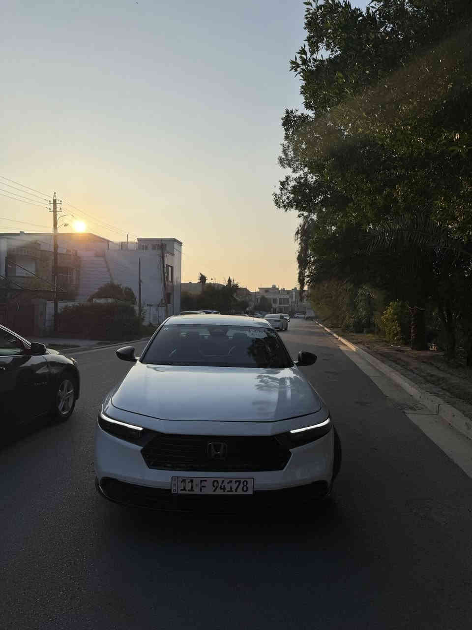 ‎للبيع هوندا اكورد هايبرد موديل 2024
فئه sport فول مواصفات:- مكينه 2000 هايبرد بصمه/بصمه ابواب/فتحه سقف /
رادارات اماميه وخلفيه وجانبيه /كراسي كهرباء /تشغيل عن بعد /شاشه كبيره/كامره دواره/فول تحكم ستيرن/تحديد مسار/اوتو هولد/سايد بريك بصمه/كار بلي وبعد هوايه مواصفات
وارد امريكي بدون صبغ وبدون تبديل فقط بارد فقط 
السعر 207 ورقه ورقه وبي مجال
تحويل ثاني يوم 
مكاني السياره بغداد حي الخضراء 
***********
