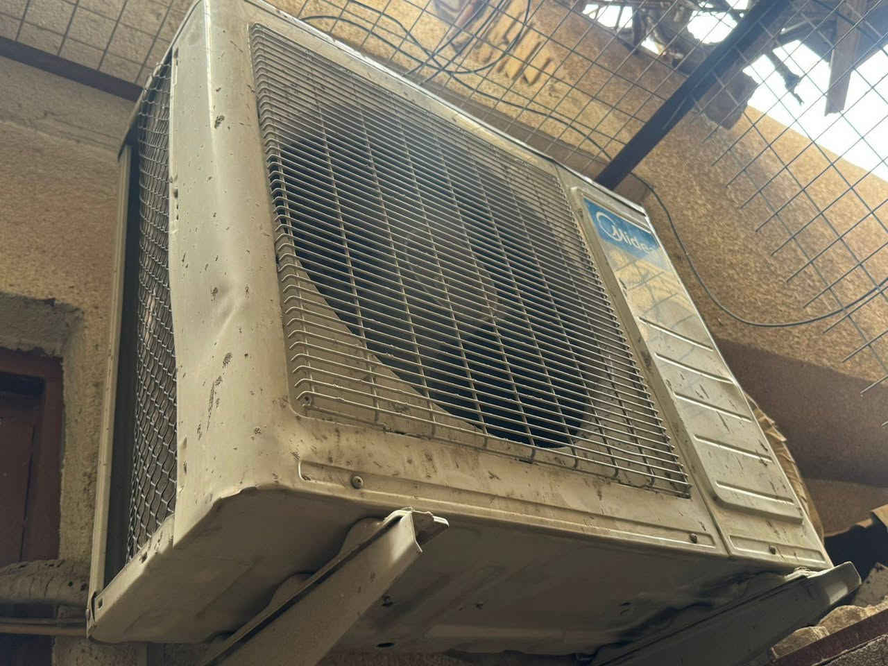 سبلت ثنين طن للبيع بـ250 وبي مجال بسيط مكان حي الجهاد للاتصال على الرقم *********** مكلف ب النشر فقط
