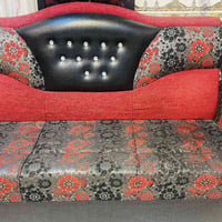 طقم زاوية • شبه جديد • ٢ كبار ٢ صغار