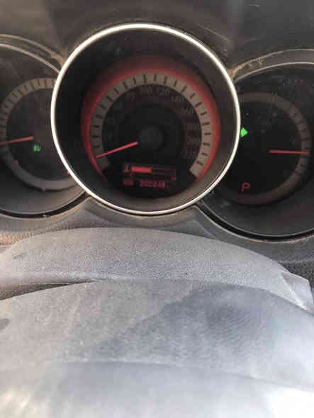 السلام عليكم 
مرخصة الادمن 
سيراتو ٢٠١١ 
باسمي رقم بغداد خليجي ماشيه ٢٠٠الف
محرك مجفت 
مكان السياره بغداد الكاظميه (الطي) 
فول مواصفات بصمتين سلايد تحكمات جه وحده حساس خلفي كامره 
السعر ٩٠ وبيها مجال للطيبين ***********
