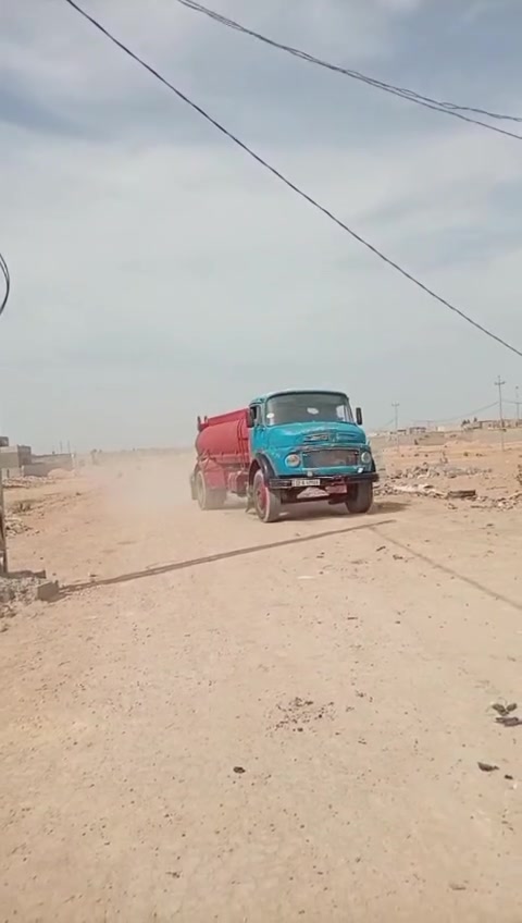ابو رديل للبيع موديل 82 
مقفوله كفاله عامه 
رقم نينوى انجليزي 
***********
