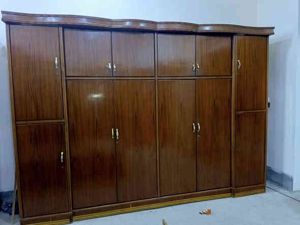 غرفة نوم صاج عراقي حطاطه فول نضافه السعر مليون و ١٠٠ وبيها مجال العنوان الرمانه للاسفسار خاص او ***********
