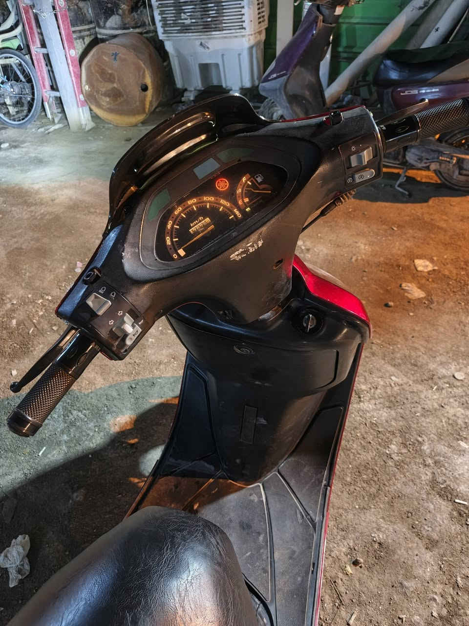 سلام عليكم
دراجه للبيع فراشه 
شغاله سلف هندر  كهربائيات كلها شغاله
عنواني الناصريه الحبوبي 
 للاستفسار الاتصال ***********
