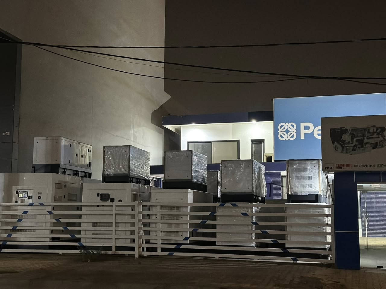 🔥 اغتنم الفرصة الآن 🔥
واحصل على راحتك بشراء مولدك قبل بداية الصيف ☀️
وقبل ارتفاع الأسعار بسبب زيادة الكمرك ⏳
⚡ لا تنتظر الحر ولا انقطاع الكهرباء
📈 الأسعار راح ترتفع، والفرصة حالياً محدودة
🔹 شركة المشرق لتجارة مولدات الديزل 🔹
توفر لكم أشهر الماركات العالمية:
✔️ بيركنز Perkins
✔️ كمنز Cummins
✔️ بدوين Baudouin
⚙️ منظومات توليد:
✔️ ليروي سومير Leroy Somer
✔️ ستامفورد Stamford
🔇 كاتم وغير كاتم
💰 أسعار منافسة قبل الارتفاع
📍 العنوان: أربيل – آزادي – قرب جامع آزادي
📩 راسلونا الآن واحجز راحتك قبل فوات الأوان
✨ شركة المشرق… قرارك الصح قبل الصيف ✨


**إذا كنت صاحب هذا الإعلان وتريد حذفه لأي سبب، رجاءا أرسل رسالة إلى الدعم الفني**