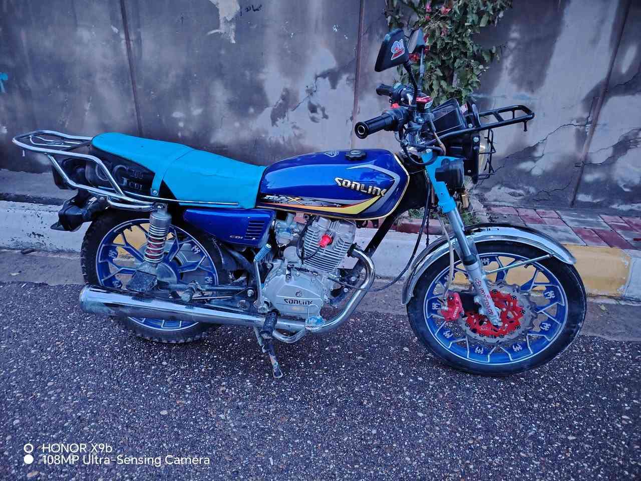 سلام عليكم ورحمة الله وبركاته ماطور ايراني محرك 200على وضع شركه سعر 850مكان التأميم القادسيه ثانيه تواصل على رقم ***********
