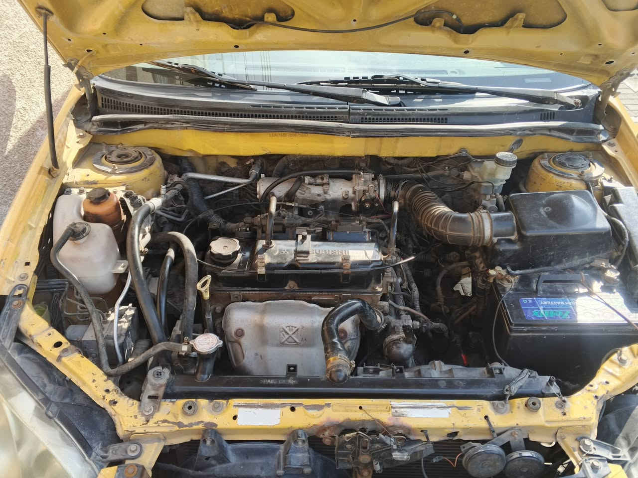 سلام عليكم سياره بي واي دي اف 3 موديل 2011 سنويه لل29 بسمي تحويل ثاني يوم مصفره هيئه وغرامات هزه بيه رقم لجديد مكينه لانسر تخبل ناعمه كير تبريد مكفولات حماوه انسه سنتر لوك جام اربع بيبان شغالات دوشمه جديده شاشه اندرويد سياره مابيه ضره ولا تبديل بيه جاملغ الامامي الايمن بس مضروب وراجع بس مراجع زين يعني لو تبدله لو اسوي سعر 43 بيه مجال مكان شهداء البياع سويب رقم ***********
