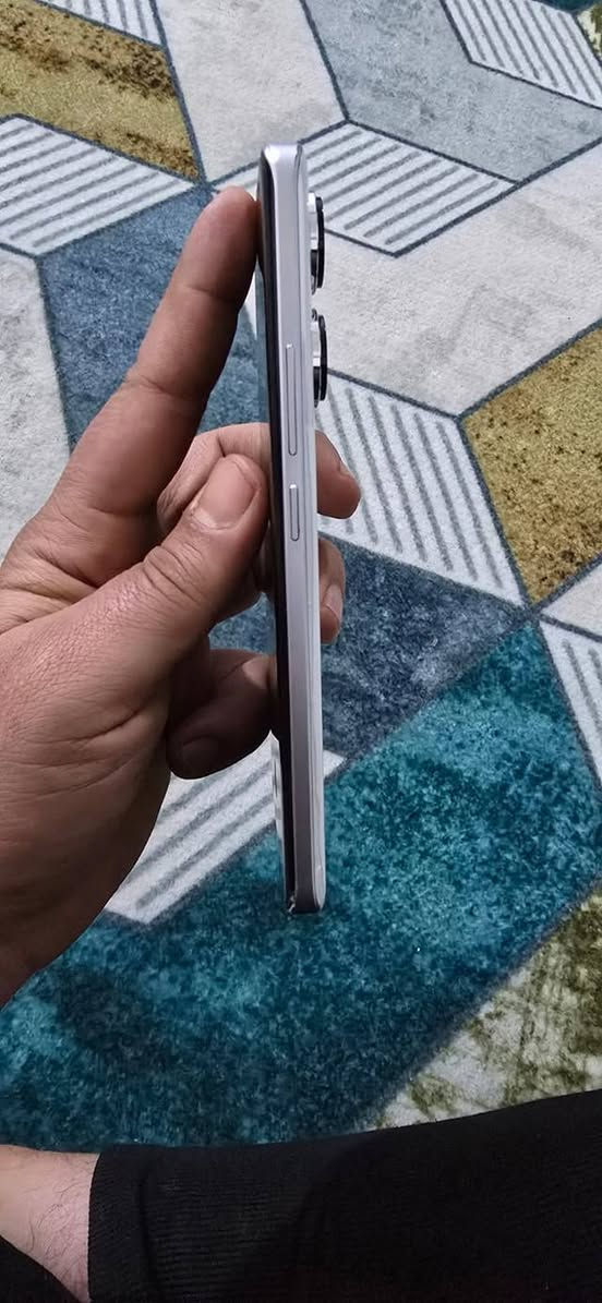 السلام عليكم جهاز ريدمي نوت 13 برو بلس جهاز نظيف نظيف بمعنى الكلمه للبيع عنوان كربلاء الجهاز غني عن التعريف 512 الذاكره كاميرا 200 ميجا بيكسل جهاز كلش مرتب ومواصفاته ما تنعد فقط شراي يدخل جهاز نظيف كلش نظيف سعره 250 وبي مجال وهاي الضربه البي ما مؤثره***********
