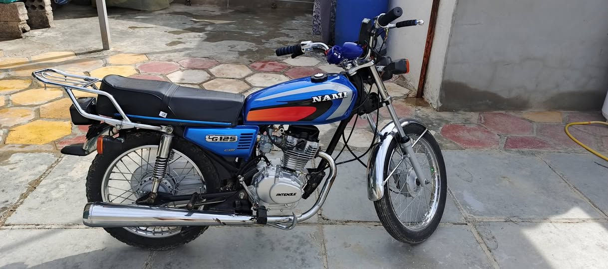 دراجه موديل ١٣ معمره ٢٥ كله أصلي جاهزه هيه وأوراقه مكاني قضاء الحي الري هذا الرقم ***********
