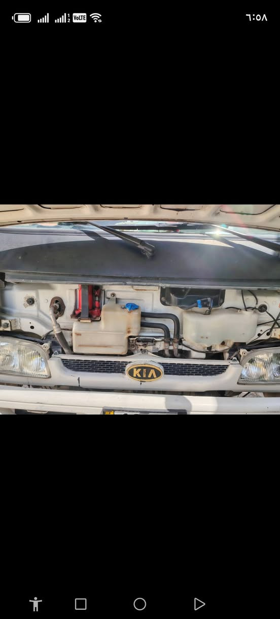 كيا فونتيرا موديل 2000 سعر 75 وبيه مجل بصيط شاصي شرط سياره وضع شركه محرك بزون 300 كير اكسن محرك شرط   حصه كاز طخم تواير جداد باتري جديد دوشه الجديده مو هاي البصوره رقم نينوى ودولي جديد باقي التفاصيل على الاتصال  ***********
