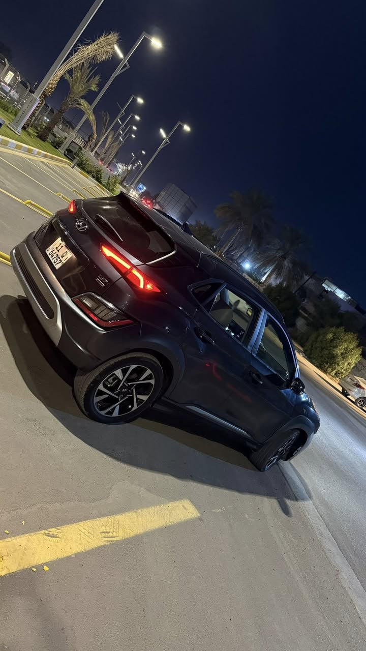 السلام عليكم 
كونا موديل 2022 فول مواصفات 1/1 
الحادث موضح كدامكم بدون شواصي وبدون ولغد 
رقم بغداد باسمي تحويل ثاني يوم
السعر 115
مكانها السيدية 
***********
