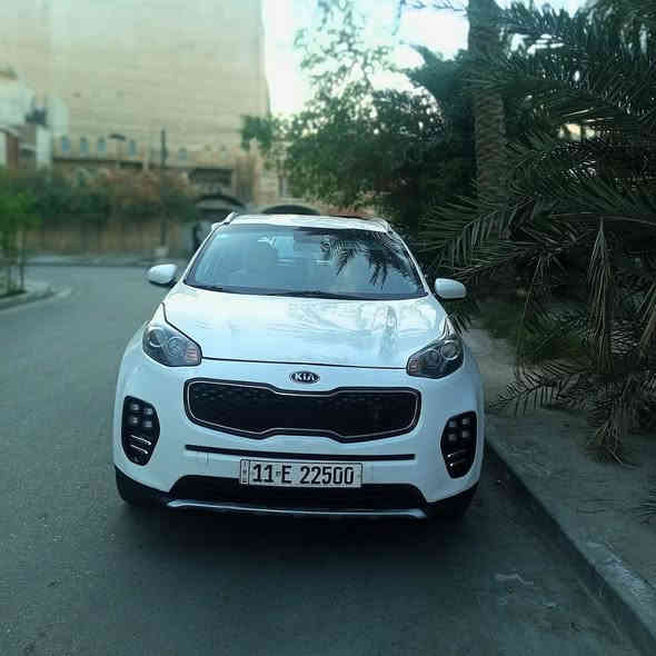 كيا سبورتج موديل 17 امريكي اخت لكلين بدون ايرباك بيد مبخوخ بدون فتح محرك 2400 سونر موضح  وصور حادث تبريد ضعيف جاهزه. بااسمي السعر 155 سيديه *********** ممتواجد نت تفاصيل كامله اتصال ع رقم
