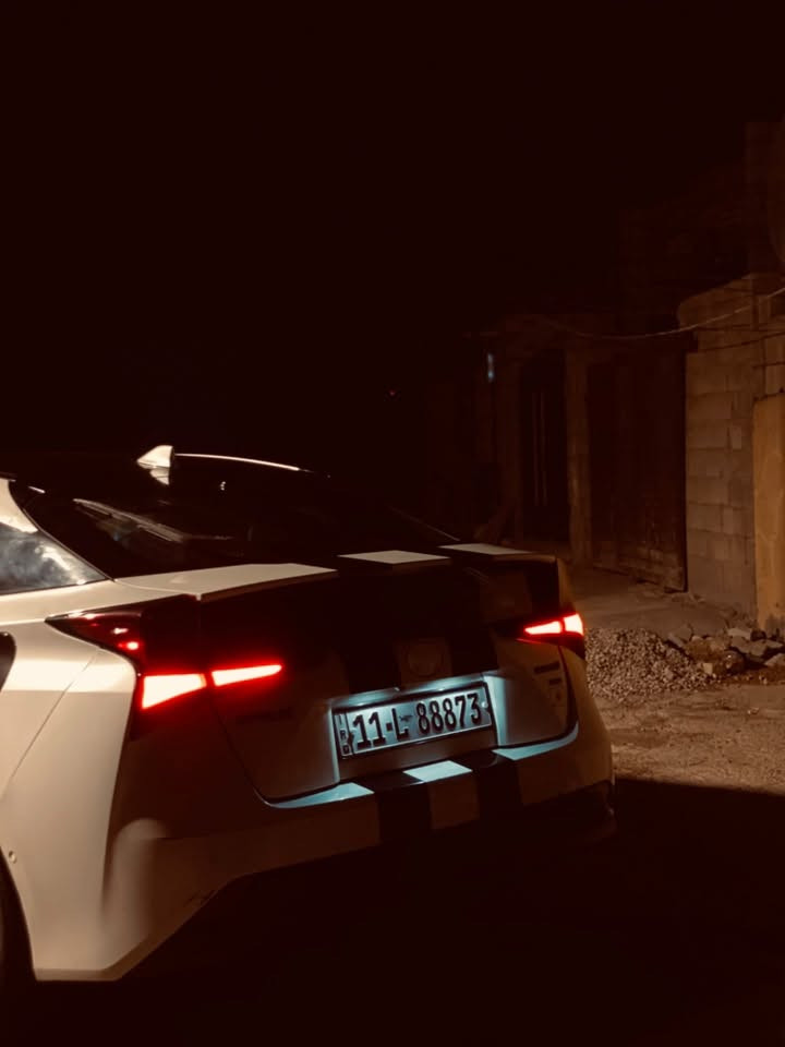 تيوتا بريوس ٢٠١٩ هايبرد فول موصفات عدا الفتحه 
رادار
مثبت سرعه
تحديد مسار 
تنبيه خروج عم المسار 
قياده ذاتيه
شاشه اعطال
شادها منضومه دمامات
فول موصفات الخير 
اخون حادثها فقط دعاميه وبنيد 
استبدال بنيد فقط مع صبخ جاملغ واحد
قمار مغيره لونها فقط جماليه 
سعرها ١١٢ قفل او مراوس بسياره تكسي 
***********
