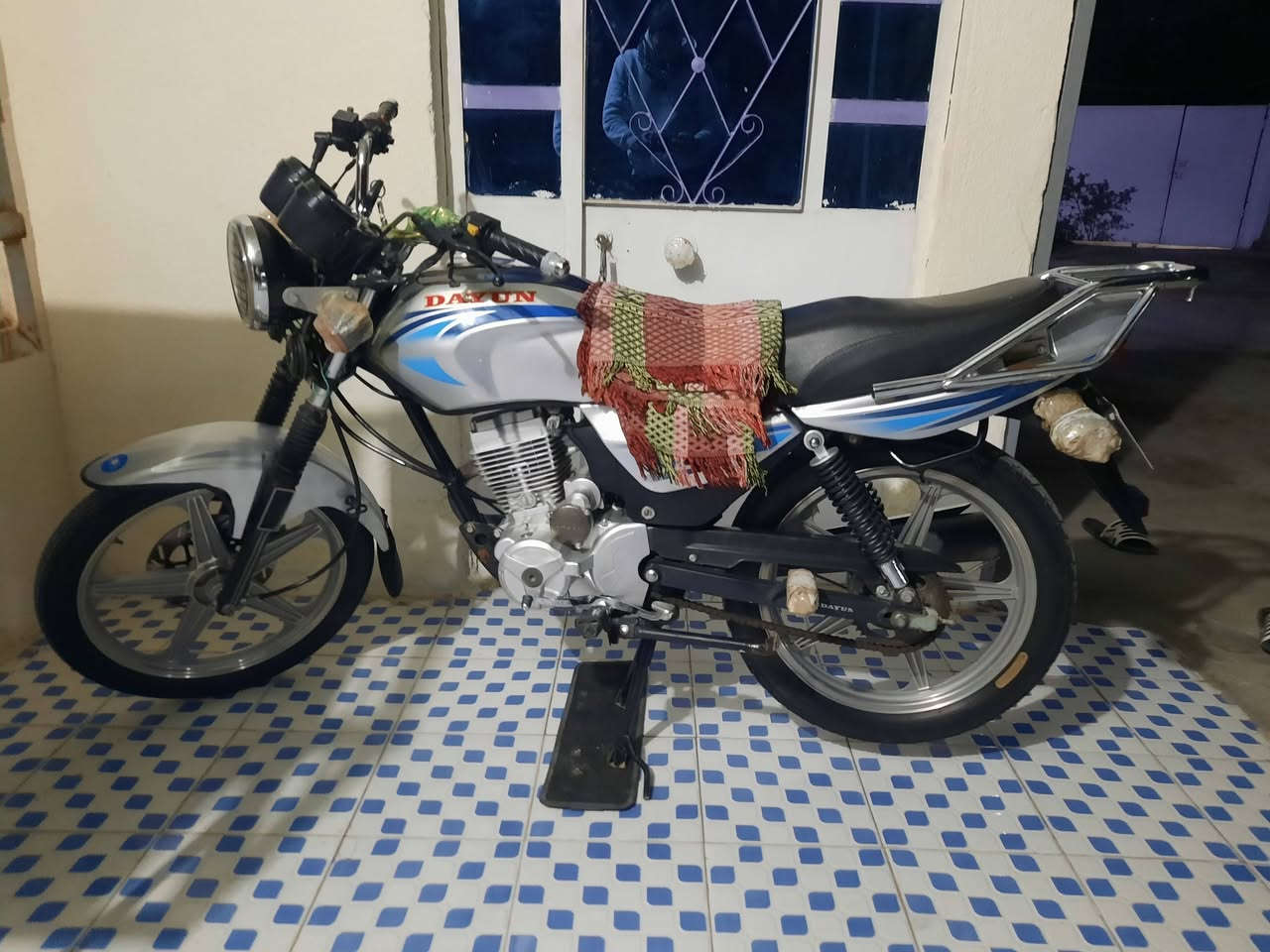 السلام عليكم
دراجه دايوان للبيع موديل 2021 كلك
مكفوله كفاله عامه 
جاهزه ان شاء الله 
السعر 750 وبيه مجال 
***********
