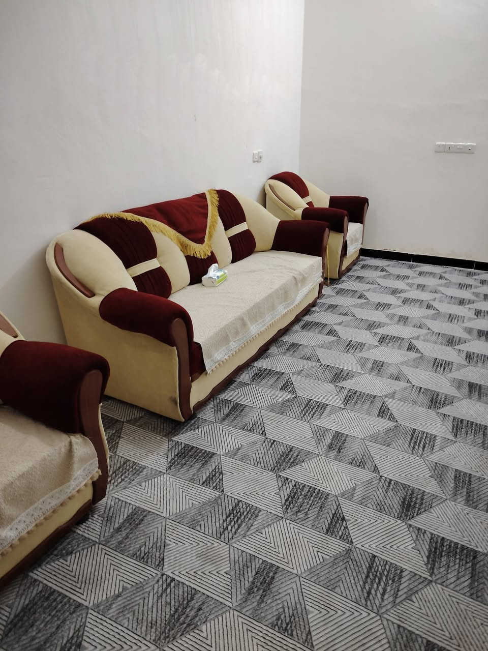 سلام عليكم هذا تخم مع طبلات 3 للبيع سعر 400 وبي مجال
***********
***********
