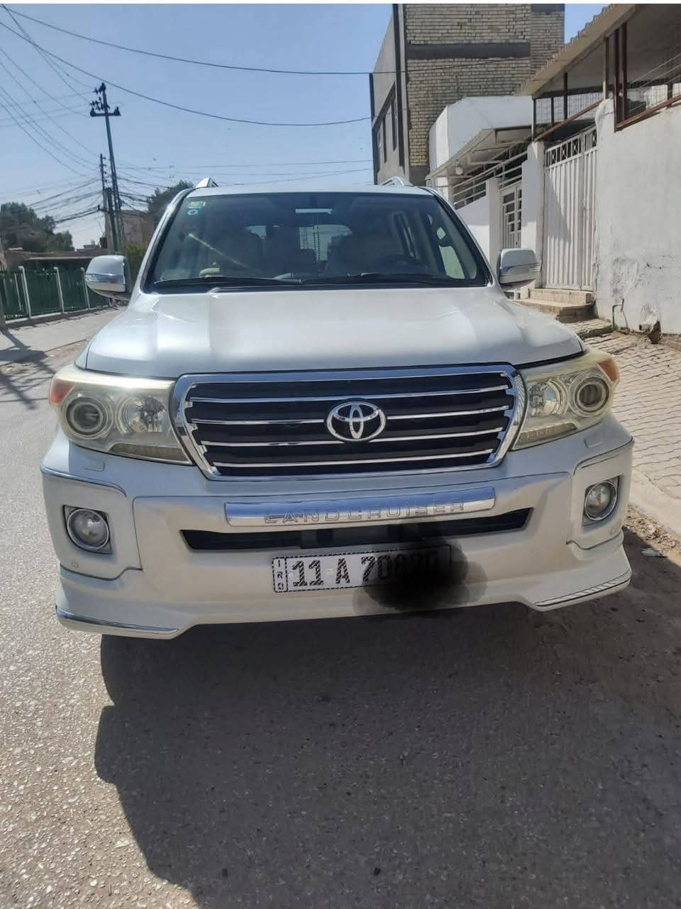 سياره موديل 2013  6سلندر مكفوله بريم مواصفات البريم معروفه  السعر 375 وبيه مجال قليل ***********
