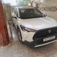 كورلا كروس موديل 25استلام شركه ماشيه 4000فقط يعني زيرو  بصمه وفتحه سقف...