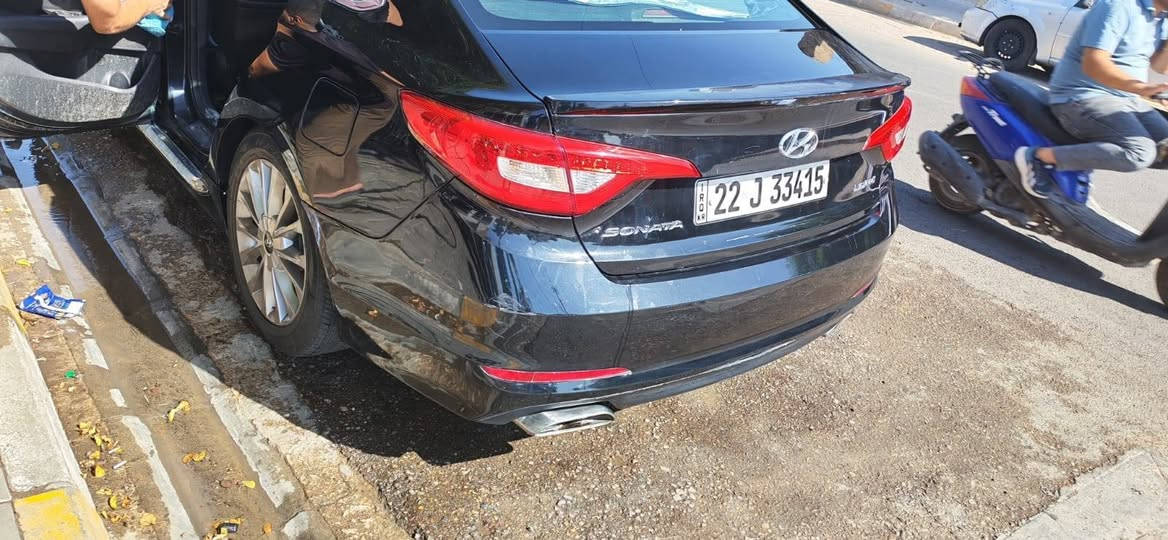 سوناتا ٢٠١٥ وارد امريكي
كامل المواصفات
فتحتة سقف بانوراما
مقاعد تدفئة وتبريد
محرك ٤ سلندر حجم ٢٤٠٠
السيارة ماشية ١٧٠ ألف كم
بيها صبغ ٣ قطع 
السيارة بأسم صاحبها الحالي
السعر ١١ ألف وبيها مجال
مكان السيارة بغداد / شارع حيفا
لمعرفة التفاصيل الاتصال على رقم صاحب السيارة
***********
