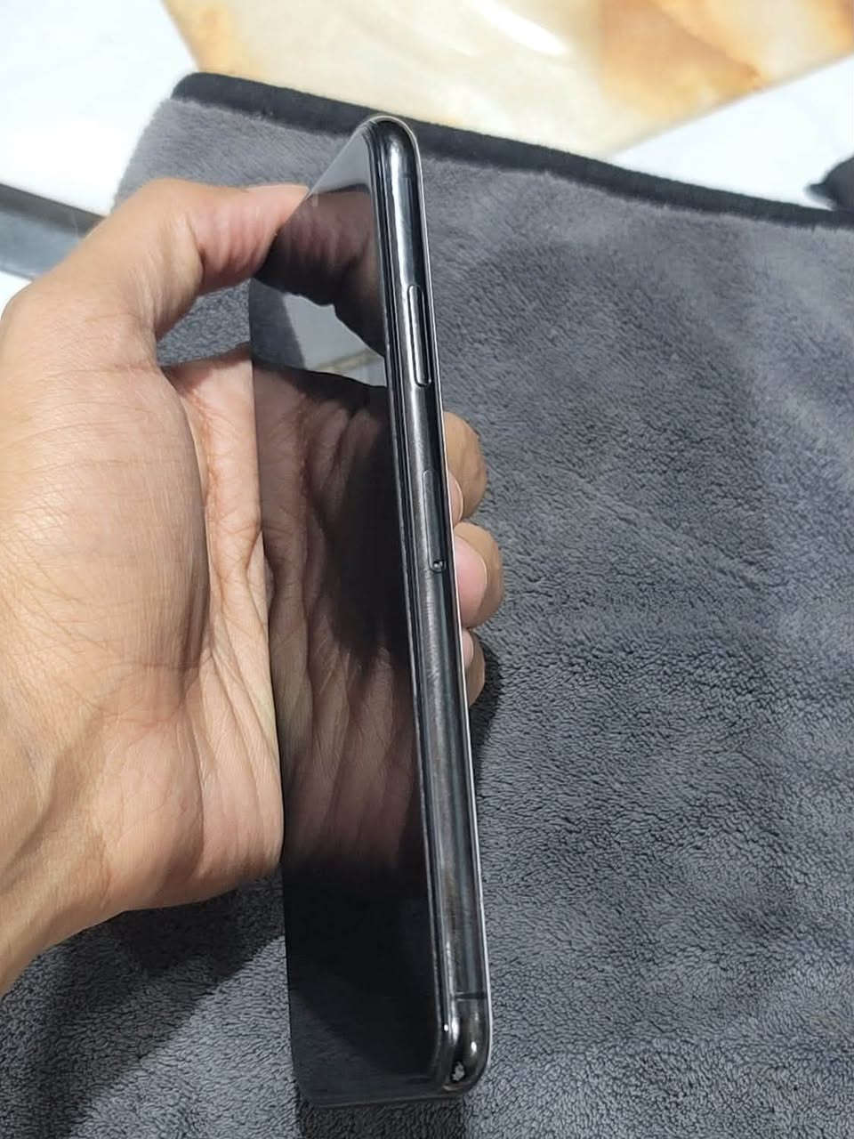 ايفون اكس اس ماكس
شعدك مراوس نزل وسعره ٣٢٥ سوككك كلشي بي هذا لمبايل بلاد بلاد بلاد 

‏iPhone Xs Max

ذاكره 256

نموذج M

جهاز ابد مامفتوح ولا ملعوب بي كلشي شغال فيس ايدي شغال بطاريه 79

مكاني البصره وبلخدمه
ضهر بي كسر قليل وغلفته

 
***********
