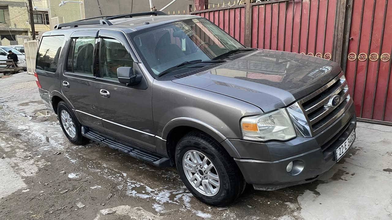 فورد أكسبديشن موديل 2012سيارة كلين بدون حادث تخم تايرجديد لايت زنون فول موصفات سلايد كير ومكينة جديدة صدر امامي وخلفي جديدشاشه جديد رقم  شمالي أربيل تحويل ثاني يوم مكان سياره بغداد جديده سعر 140وبيها مجال بسيط رقم ***********
