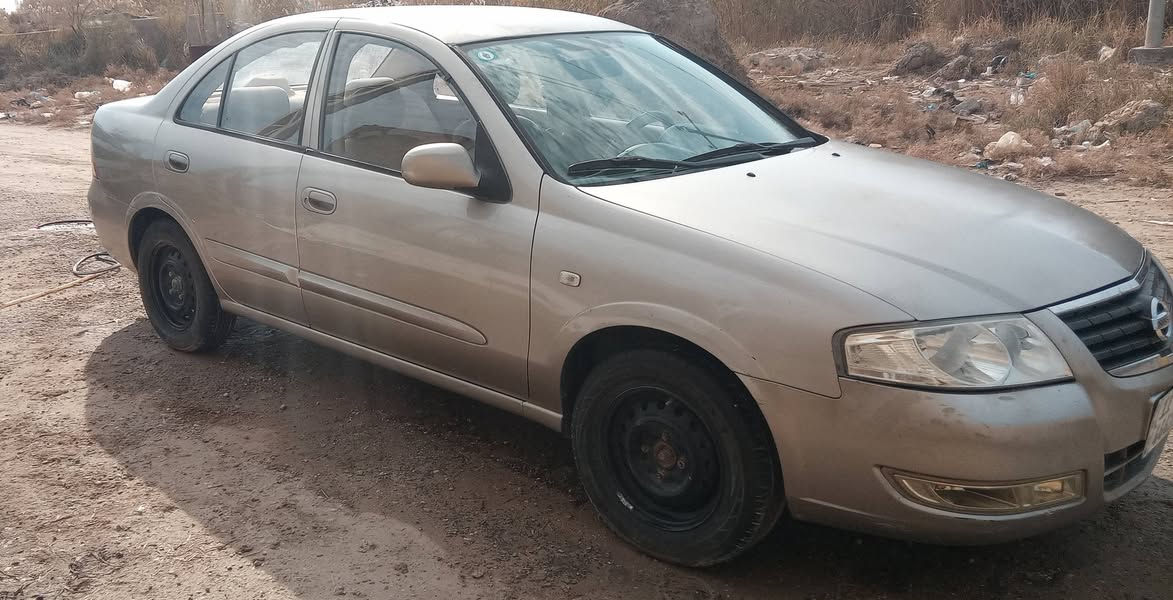 السلام عليكم ورحمة الله وبركاته 
نيسان سني وارد كوري 
2011 بغداد انگليزي السيارة بأسمي
مكينة 1800
تبريد تدفئة شغال كهربائيات كله شغالة تخم تاير 
باتري جديد راديتر قوايش واتر بم البارحة مبدلهن جدد 
السيارة مابيه قطرة صبغ ولا ضربة 
اكو ملاحظات مأشرهن بالصور فقط 
السعر 105  وبيه مجال قليل 
***********
