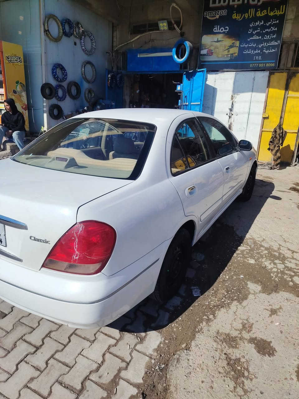 السلام عليكم
سني ياباني قبغ ابيض موديل ٩ رقم بغداد انكليزي هزه ما ساقطه  مابيها اي تبديل بيها كن قطعه صبغ اثر اشخوط بس اني اكلك حزام
تمشي١٢٠
ادك جرس  تفتح قبغ محرك هيه مشتغله تطفى السيارة كير محرك كفاله برغي ممفتوح منه بيها ٤ بيها كم قطعه صبغ
 صدر امامي خلفي جديد كهرباءياتها كلها شغاله سنتر لوك جام كهربائي ٤ اريد مراوس ب سوناتا ٩ او ١٠ بغداد ابيض
نتراهم ع الفرق ***********
سعرها ٩٥ مكاني بغداد الحسينية مال راشديه
