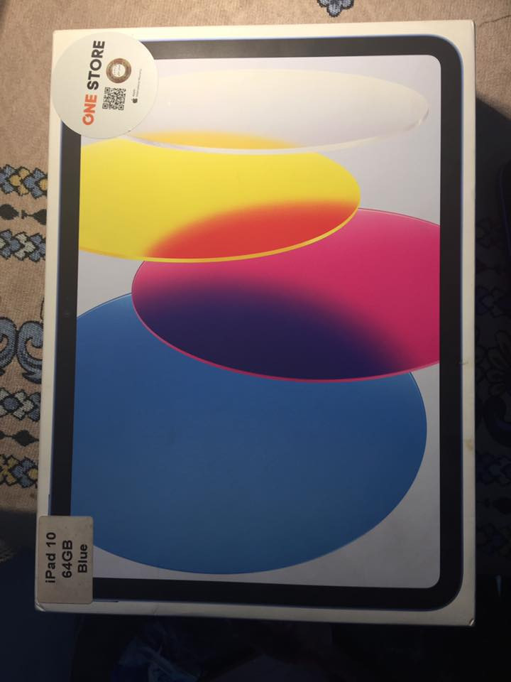 ايباد 10
64 

جهاز نضيف 

بطارية قبل شهرين 100

كارتون وشاحنته وياه

الشاشه بيها شخطين ما يبينون كلش 

سعر 325

***********

