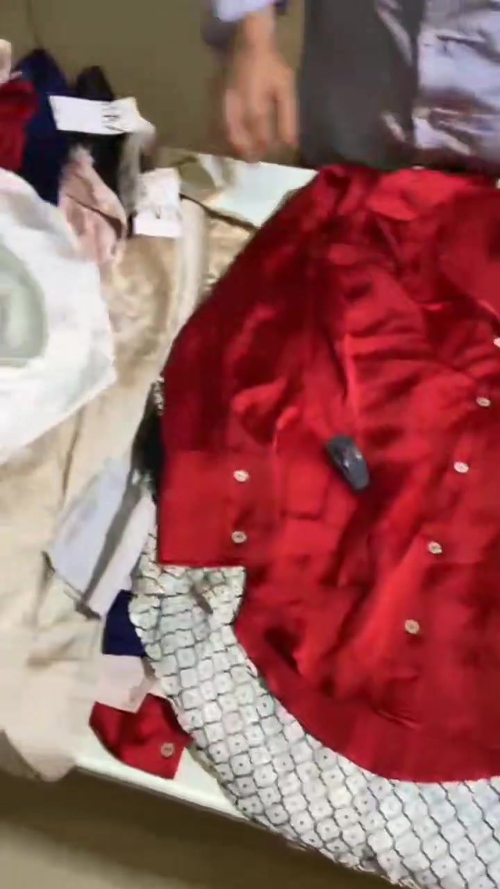 ✨ شغل Zara أورجينال بالضمان ✨
بلوزات وخامات محترمة جدًا 👌
📦 البيع كميات تجارية
💯 أورجينال بالضمان
للاستعلام والتفاصيل:
تواصل خاص وسف يتم الرد علي حضرتك 
المكان ببورسعيد


**إذا كنت صاحب هذا الإعلان وتريد حذفه لأي سبب، رجاءا أرسل رسالة إلى الدعم الفني**